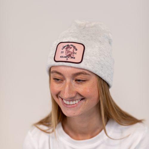 2425 Beanie CowgirlSkiClub grey 0002 MG 1669