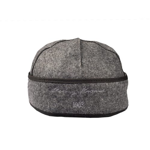 Stormy Kromer 4